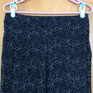 WHBM Embroidered pants size 4,6,10? 29 inseam